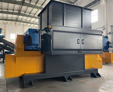 Single shaft shredder